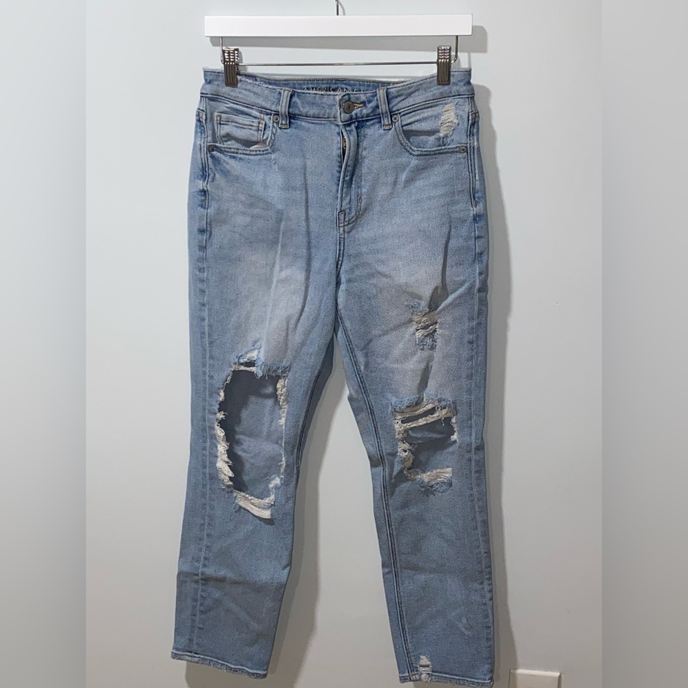 American Eagle Mom Jeans